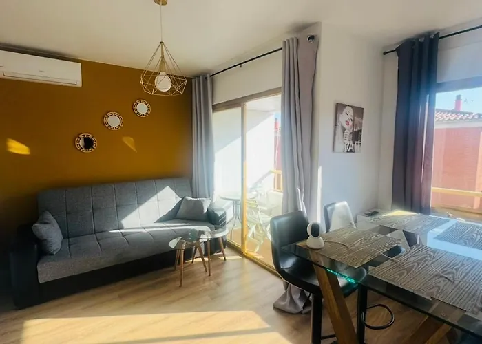 Elegante Piso De Suenos Con Piscina *